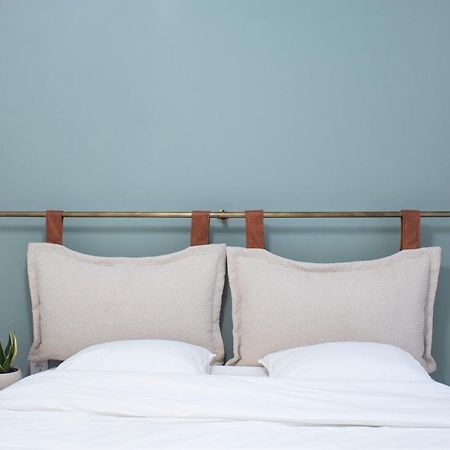 Stylish Modern Classic Apartment เทสซาโลนิกิ ภายนอก รูปภาพ